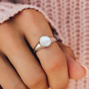 Pura Vida Mother Of Pearl Wave Ring